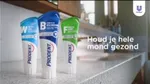 Drie tubes tandpasta op de wastafel. Allemaal van Prodent.